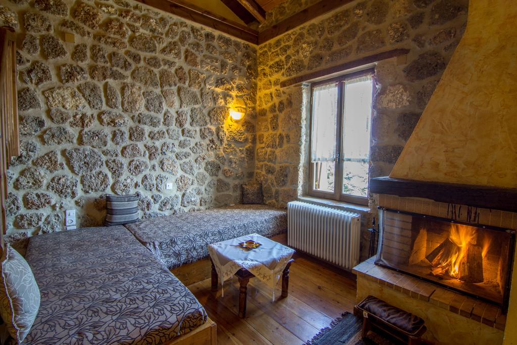 Pigi Tarlampa Hotel Ano Trikala Ngoại thất bức ảnh