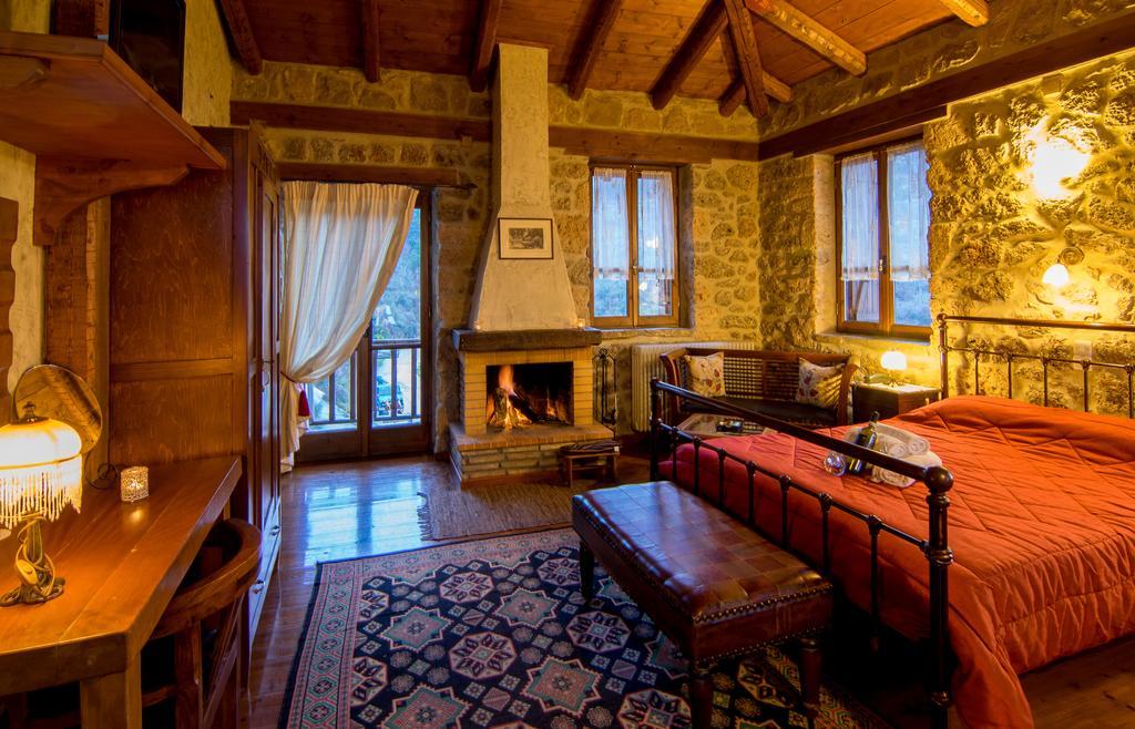 Pigi Tarlampa Hotel Ano Trikala Phòng bức ảnh